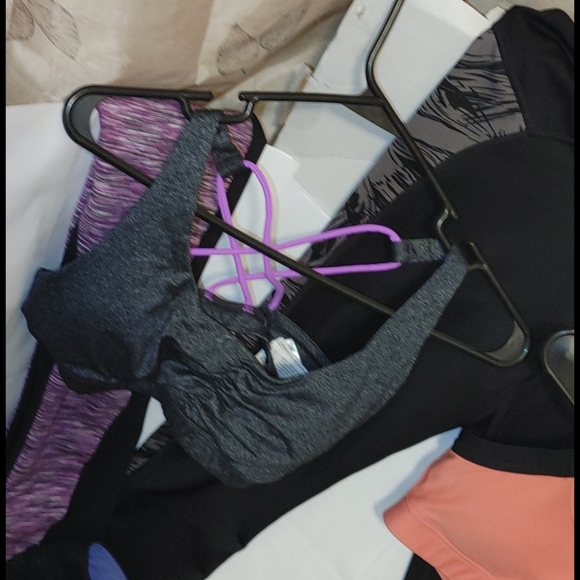 Workout, zumba, runners, dance, exercise clothes - Picture 4 of 12